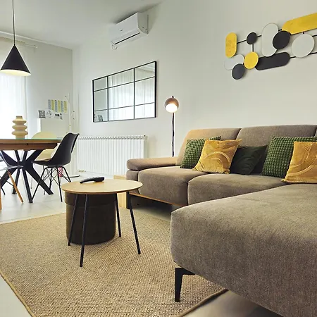 Sea View Spacious Archipelago 시베니크