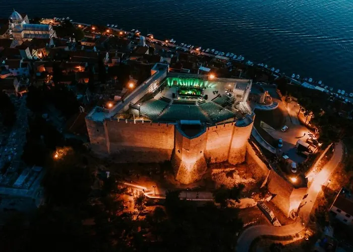 아파트 Sea View Spacious Archipelago