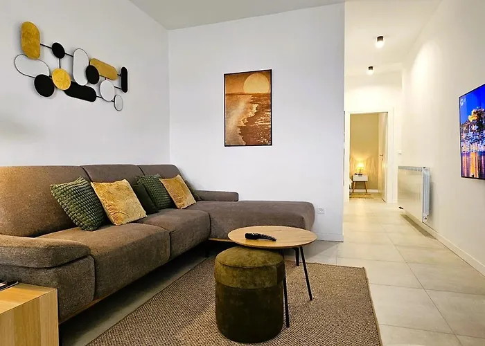 Sea View Spacious Archipelago * 시베니크