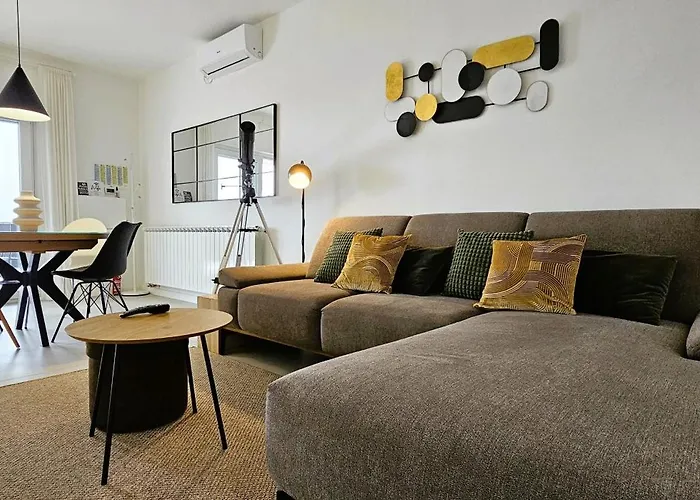 아파트 Sea View Spacious Archipelago