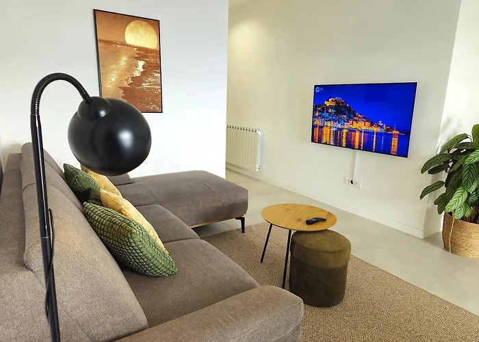 아파트 Sea View Spacious Archipelago 시베니크